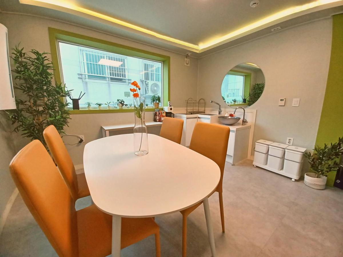 Hotel Four Seasons House Seul Zewnętrze zdjęcie